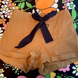 Mod Boutique tan tie waist shorts, M